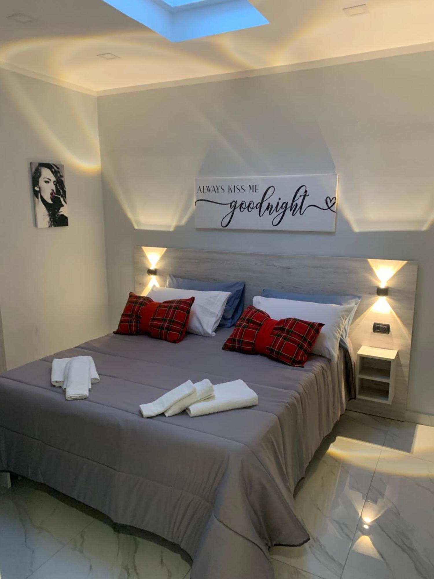 Fortunato'S Home Napoli Bagian luar foto